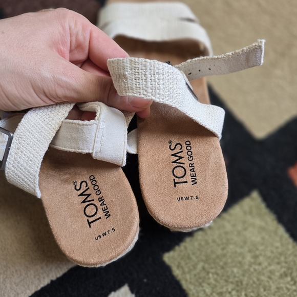 TOMS Women's Tan Espadrille Wedges - Picture 8 of 12